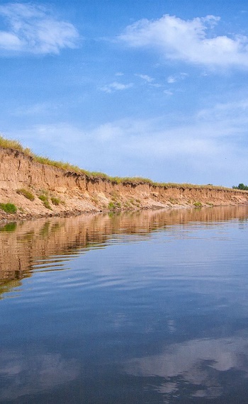 Uferabbruch an der Loire