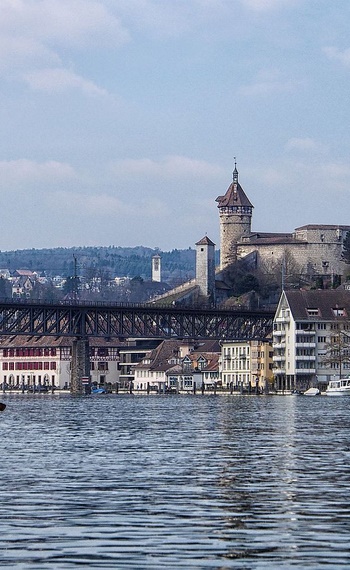 auf dem Hochrhein vor Schaffhausen