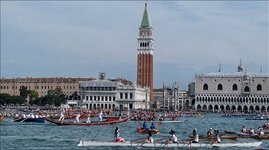 Start der Vogalonga in Venedig